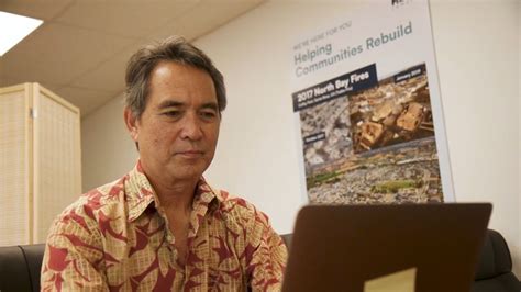 Lahaina Man Makes It His Mission To Help Residents Heal After Wildfires Youtube