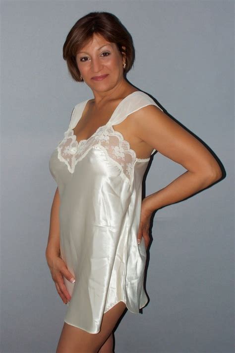 Women S Vintage Lingerie Nightgown By Cinema Etoile Size M Etsy