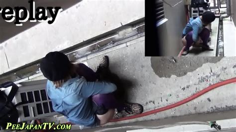 Alley Way Pissing Asians Eporner