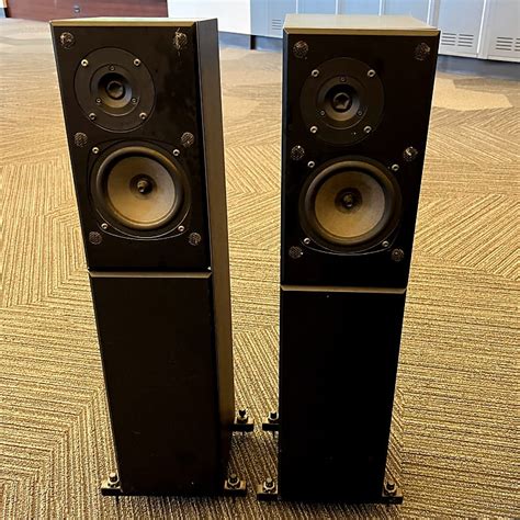 Rega El8 Floor Speakers Stereo Reverb