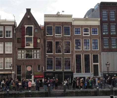 A Tour Through Anne Franks House The Restless Worker