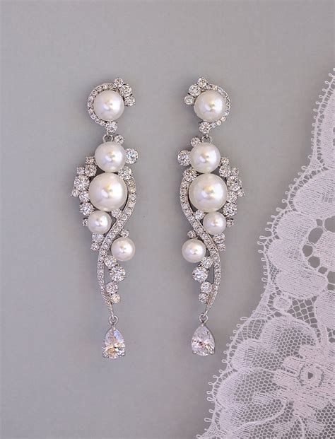Pearl Bridal Earrings Crystal And Pearl Dangle Earrings Etsy