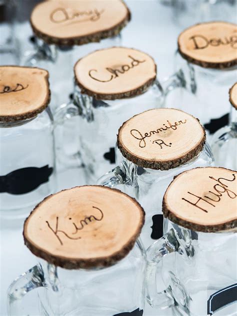 We researched the best wedding gifts at all different price points. 25 DIY Wedding Favors for Any Budget | Matrimonio ...