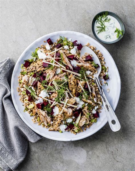 Appel - bietensalade met gerookte makreel