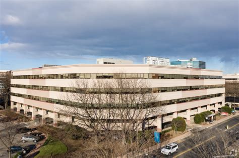 Zt Systems Signs Sublease Deal In Secaucus