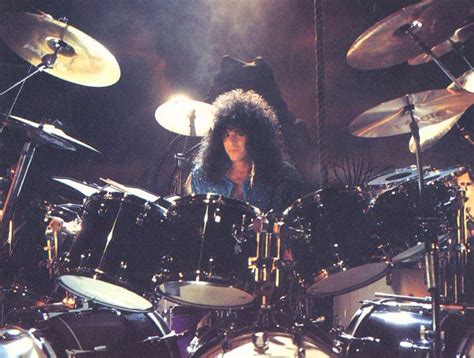 Pin By Chloe On Eric Carr Eric Carr Kiss Army Eric