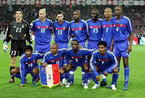 Die französische fußballnationalmannschaft der männer, häufig auch les bleus oder in deutschsprachigen medien équipe tricolore genannt, ist eine der erfolgreichsten nationalmannschaften im fußball. FUSSBALL-WM in Deutschland. Torwartvorstellung. Torwartstars: Frankreich