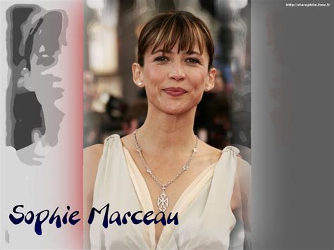Marceau had photos taken at the agency, but did not think anything would come of it. Sophie MARCEAU : Biography and movies