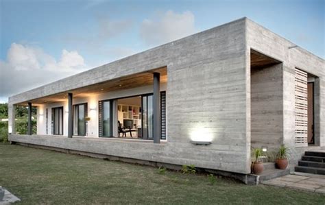 Other advantages of these walls include resistance to insect damage. Rectangular Concrete House by Rethink | Concrete houses ...