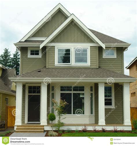 25 Inspiring Exterior House Paint Color Ideas Green Exterior Paint