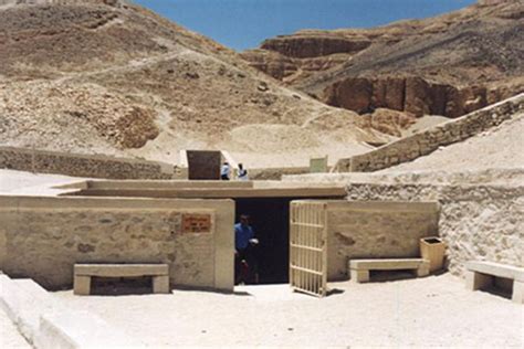 King Tutankhamens Tomb Crystalinks