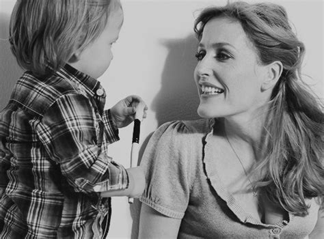 Gillian anderson is an american actress, activist, and writer. tumblr: Gillian Anderson and her son Oscar