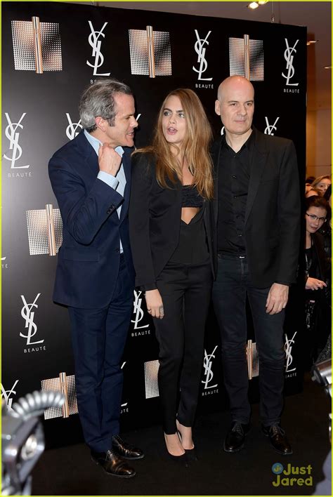 Full Sized Photo Of Cara Delevingne St Vincent Separate Public