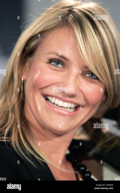 Cameron Diaz At The Press Conference For In Her Shoes Premiere At