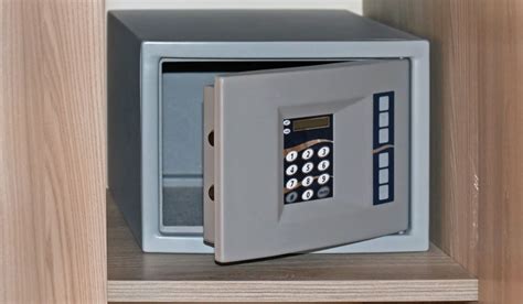 Guide To Choosing The Best Small Home Safe For House And Office