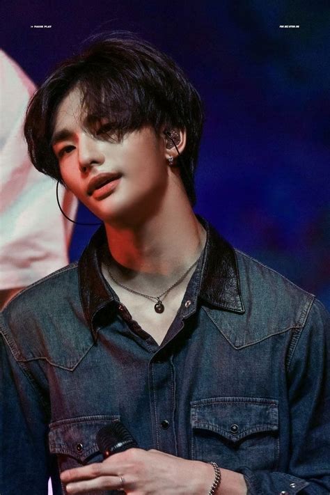 Hyunjin is back finally hyunjin is back and i can't stop crying babyyy pic.twitter.com/vvtekz2ttb. Hyunjin Stray Kids #Hyunjin #HwangHyunjin #StrayKids # ...