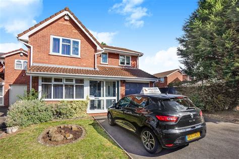 4 Bedroom Detached House For Sale In O Connor Drive Tipton Dy4 0hy