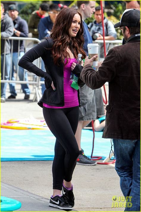 Megan Fox Shows Off Her Rockin Figure While Filming Scenes For Her Upcoming Flick Teenage Mutant