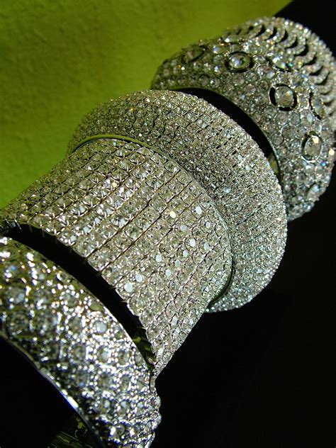 Wedding Bling Rhinestone Bangle Bracelet Jewelry Spectacular