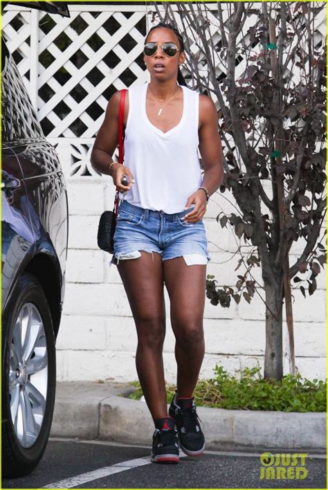 photo kelly rowland shows off her toned legs in short shorts00408 photo 3733779 just jared