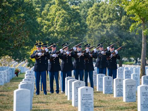 What It Takes To Run A Funeral At Arlington Cemetery Npr
