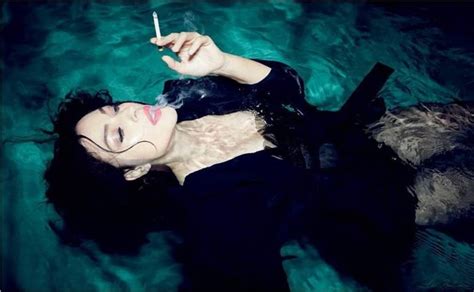 Monica Bellucci Stuns In New Wet And Sexy Photoshoot 8 Pics Movie News