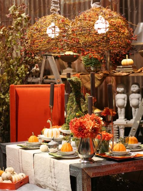 30 Beautiful And Cozy Fall Dining Room Décor Ideas Digsdigs