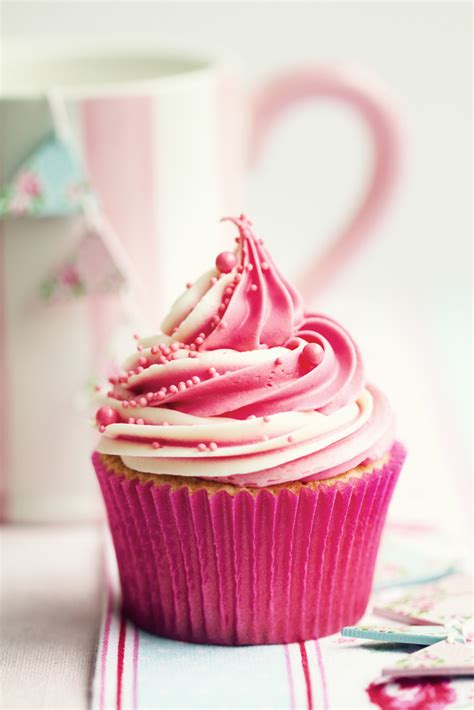 10 Pretty Ways To Decorate Cupcakes 29secrets