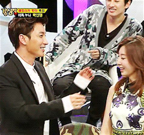 Последние твиты от 더이특 | the leeteuk (@theleeteuk). Leeteuk and his noona (sister)