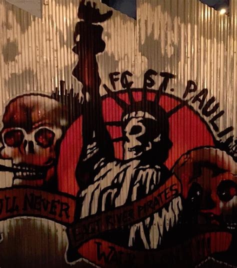 Zeige deine bilder und videos, erstelle seiten, informiere dich über events und chatte mit st. External media: Meet the St. Pauli fan clubs springing up ...