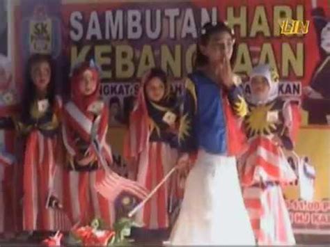 Lagu rasmi hari kebangsaan kali ke 63 dan hari malaysia kali ke 57 tahun 2020 official lyric malaysia prihatin. Sambutan Hari Kebangsaan 2017(Video 1) - YouTube