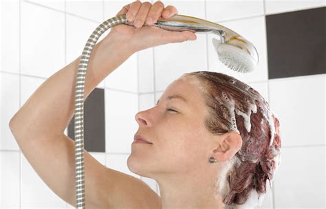 How To Dye Your Hair At Home
