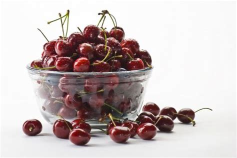 Meatless Monday Roundup 4 Savory Cherry Recipes Organic Authority