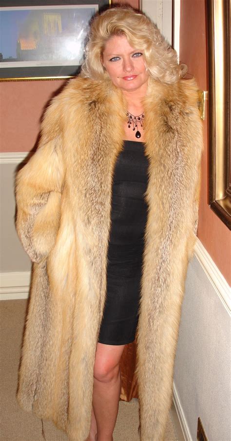 Looking Wonderful In A Luxury Golden Island Full Length Fox Fur Luxuryfurs Less Com
