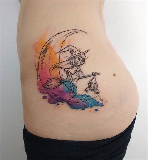 But if you want a more impressive tattoo, you should think about joining these two elements into one. 115+ Best Moon Tattoo Designs & Meanings - Up in the Sky (2019)