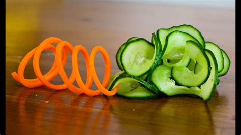 How To Make A Carrot Slinky And Cucumber Garnish Youtube