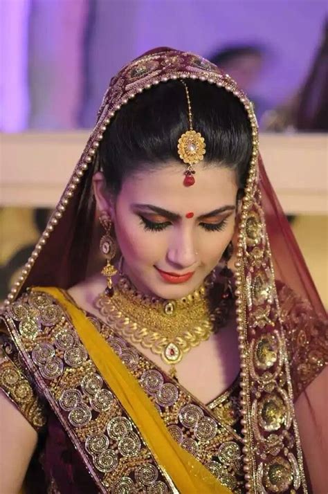 Indian Wedding Photography Poses Indian Wedding Outfits Beautiful Moments Bridal Makeup