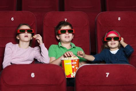 Manfaat Menonton Film Untuk Pembelajaran Si Kecil Educenter