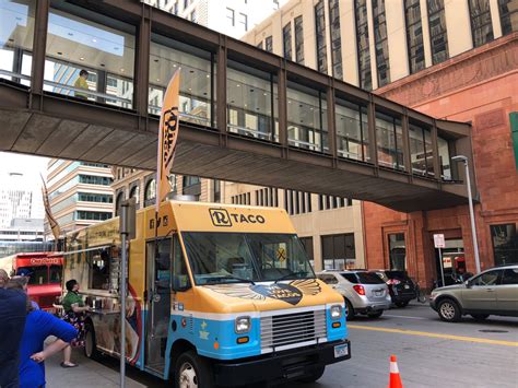 Best food truck catering in minneapolis, mn. The Outdoor Cafeteria: A look at food trucks in downtown ...