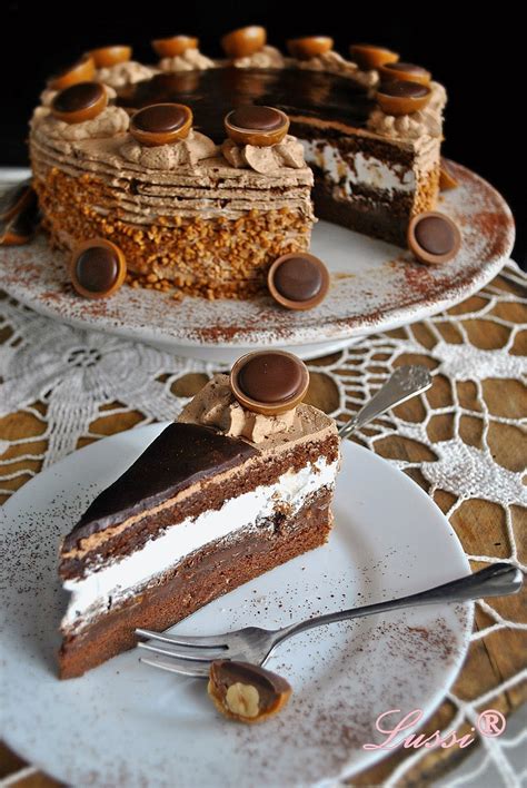 Der leckerste und saftigste nuss nougat kuchen. gruensteinKitchen: Nuss-Nougat Toffifee Torte | Cake ...