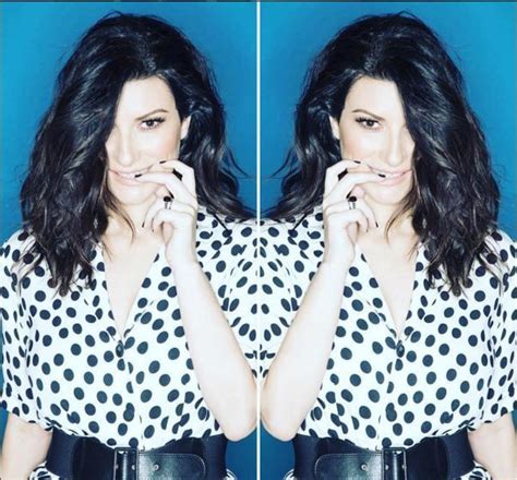 Laura Pausini In Arjeans Laura Lily Blouse Clothing How To Wear