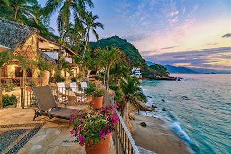 Check Out This Amazing Luxury Retreats Beach Property In Puerto Vallarta With 7 Bedrooms And A