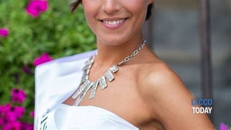 Elisa Rosselli In Corsa Per Le Finali Di Miss Italia 2014