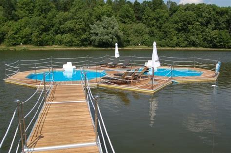 Boats are a waste of money and time and energy and money! Floating Pool from Mobideep - sanitary swimming areas
