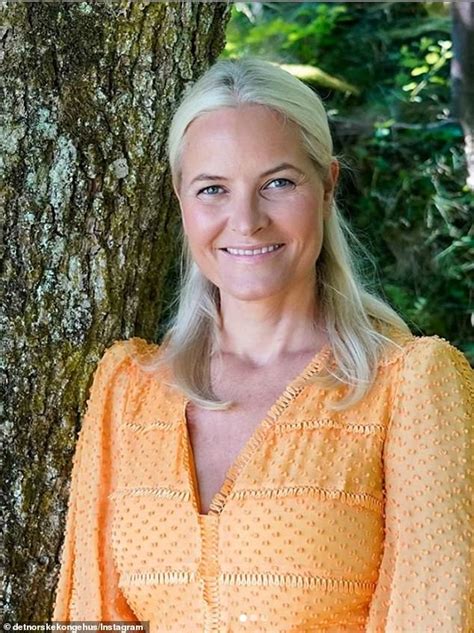 She is known for her work on dagsrevyen (1958), mer enn et bryllup (2003) and tv2. Princess Mette-Marit of Norway shows off her glowing complexion in a collection of new portraits ...