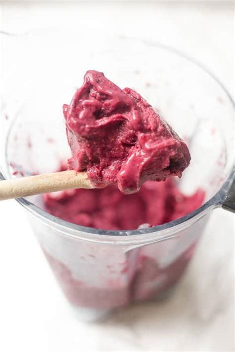 More images for how to make your smoothie thicker » The Ultimate Smoothie Bowl Recipe - Healthy Liv