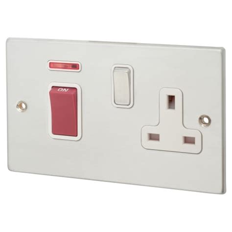 Hamilton Hartland 45a 1 Gang Dp Cooker Switch And 13a Switched Socket