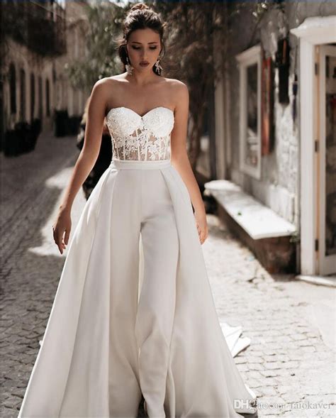 Discount Lace Appliqued Wedding Jumpsuits With Detachable Skirts 2019 Sweetheart Tulle A Line