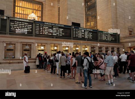 Ticket Windows At Grand Central Station Hi Res Stock Photography And Images Alamy