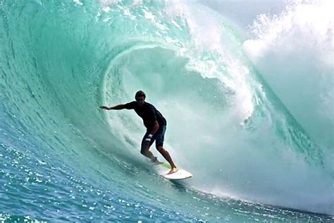 Ian Walsh Big Wave Surfing